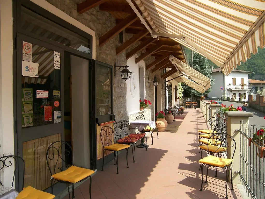 Albergo Elisa Comano  3*, Comano (Tuscany)