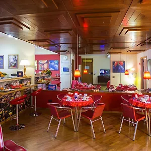 Couette-café Solaris ***